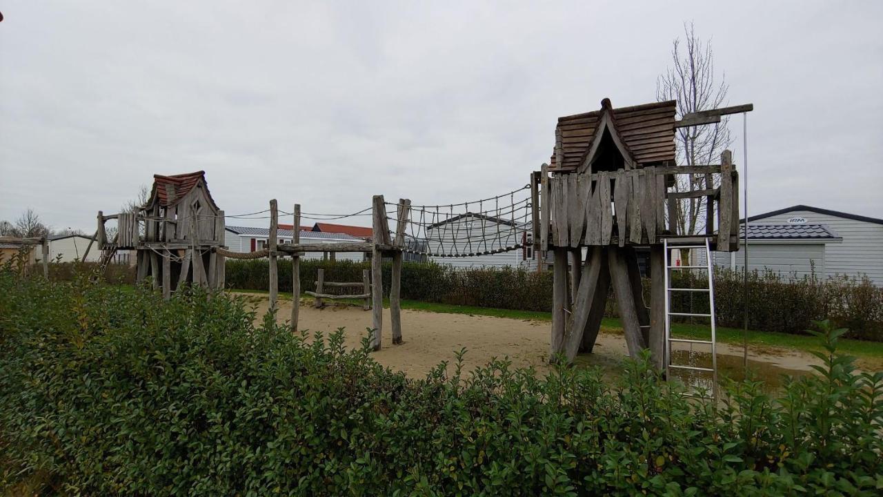 Chalet M44 Oostkapelle Exterior photo